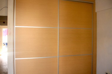 n009